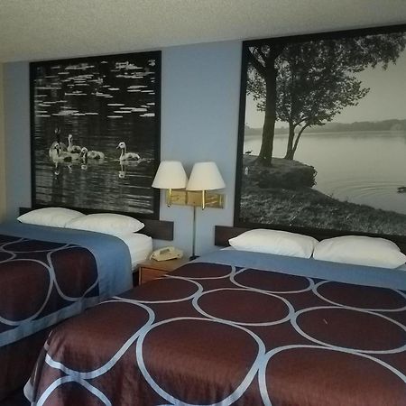Super 8 By Wyndham Chariton Hotel Exterior photo